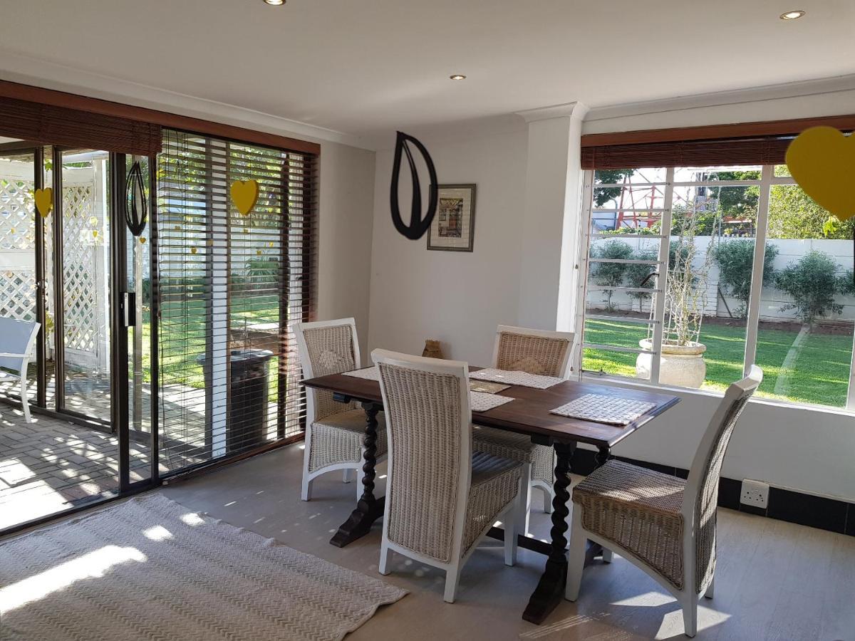 Spacious Garden Unit On Fordyce Port Elizabeth Exterior foto